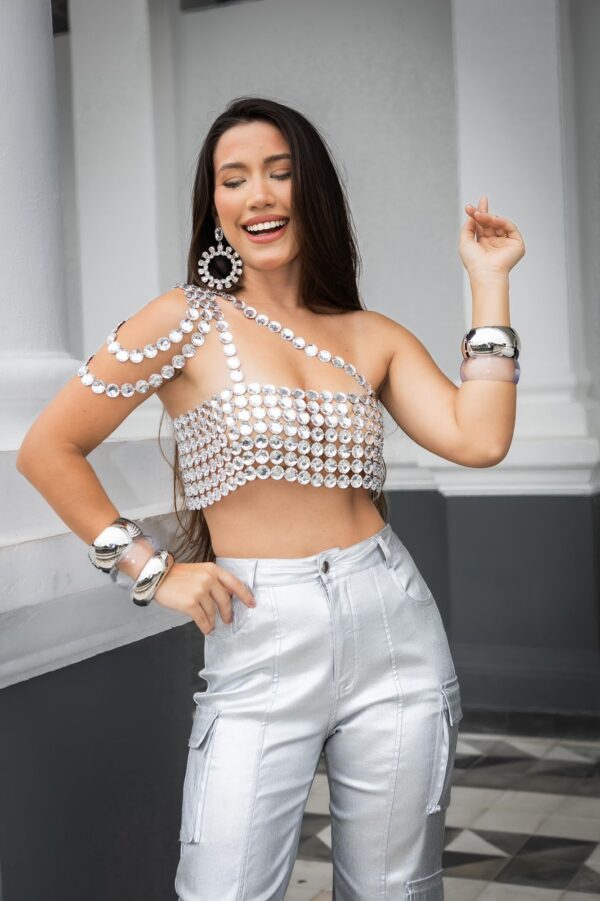 Conjunto Feminino Top de Strass + Calça Cargo Prateada Carnaval Glam