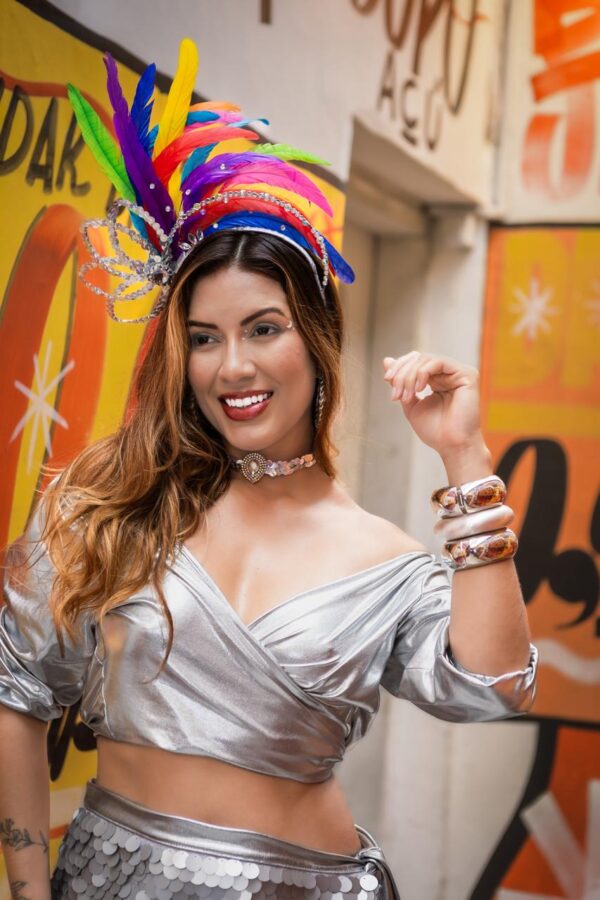 Conjunto Feminino Lamê Prata + Saia Paetê Flocão Carnaval Glam