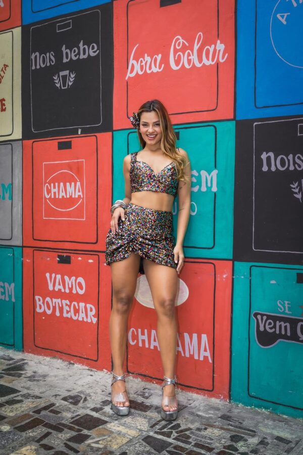 Conjunto Feminino Saia Paetê Drapeada & Top Carnaval Vibe Urbana