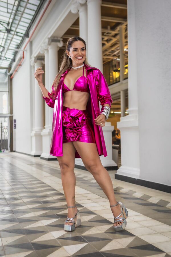 Conjunto Feminino Top Cortininha Fio e Saia Lamê Flor Pink Carnaval Glow