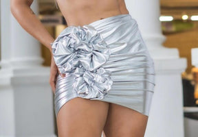 Conjunto Feminino Saia e Top Lamê Prata Flor Carnaval Glam